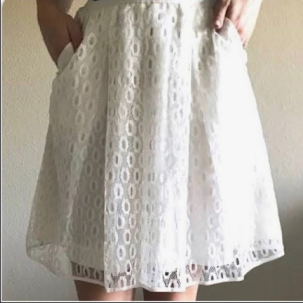 ANTHROPOLOGIE "Maeve" white lace skirt - size 12